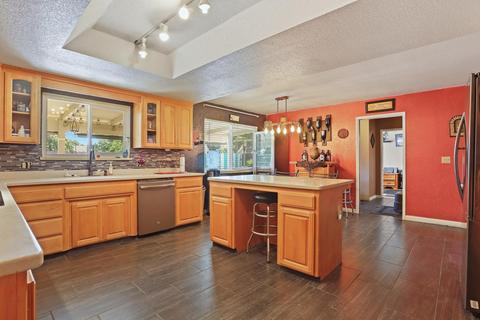 1101 Springcreek Dr, Modesto, CA 95355 photo 12