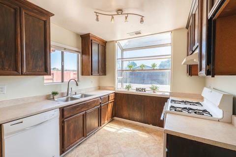 610 O, Lathrop, CA 95330 photo 12