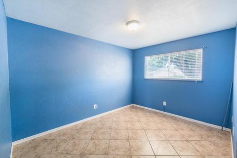 610 O, Lathrop, CA 95330 photo 16