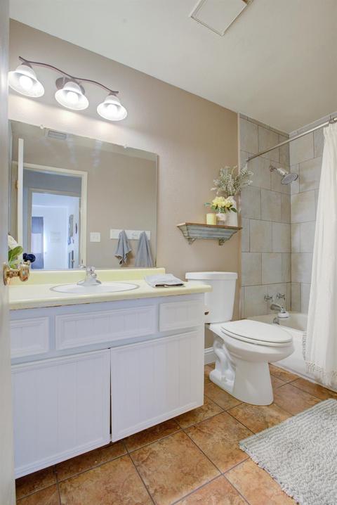 771 E Minnesota Ave, Turlock, CA 95382 photo 23