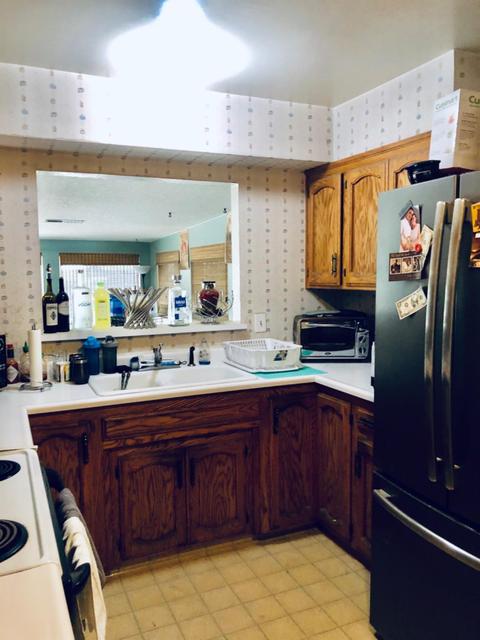 906 Loletta Ave, Modesto, CA 95351 photo 6