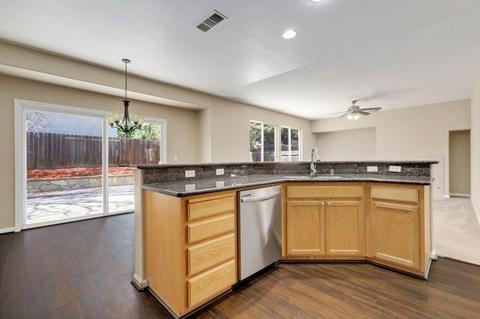 1876 Calaveras Ln, Tracy, CA 95377 photo 10
