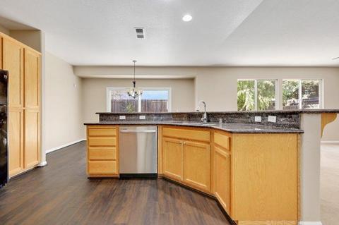 1876 Calaveras Ln, Tracy, CA 95377 photo 12
