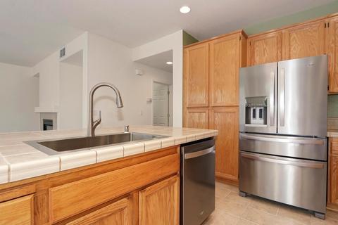 2106 Rockwell Dr, Davis, CA 95618 photo 17