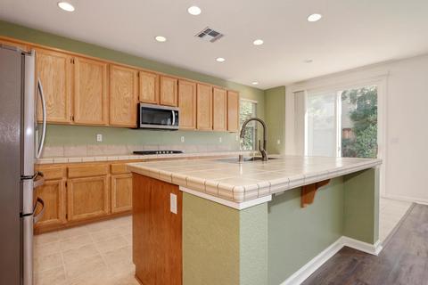 2106 Rockwell Dr, Davis, CA 95618 photo 14