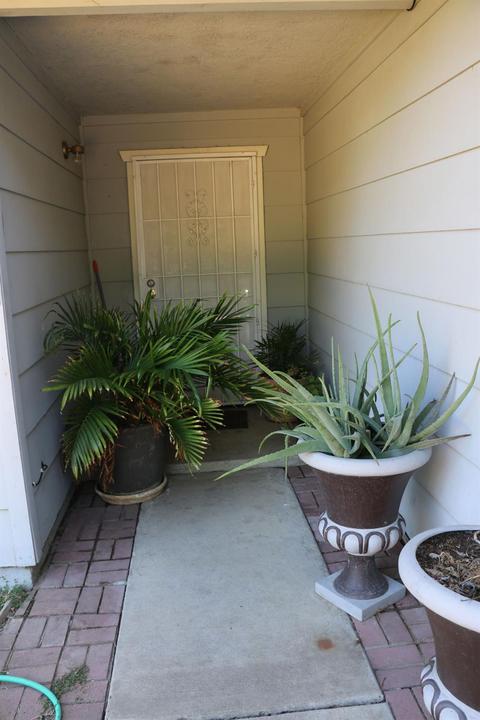 520 Hammon Ct, Patterson, CA 95363 photo 3