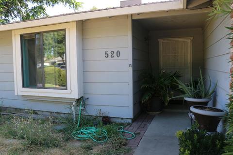 520 Hammon Ct, Patterson, CA 95363 photo 2