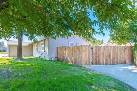 6454 Templeton Dr, Carmichael, CA 95608 photo 3