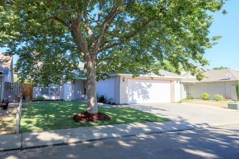 2313 Ingelnook Dr, Modesto, CA 95358 photo 1