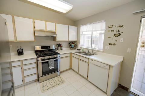 2313 Ingelnook Dr, Modesto, CA 95358 photo 10