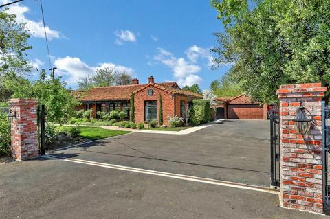 18101 E Highway 26, Linden, CA 95236 photo 1