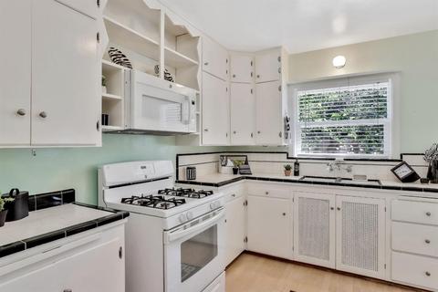 535 Olive Ave, Modesto, CA 95350 photo 10