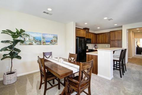 201 Cezanne, Folsom, CA 95630 photo 2