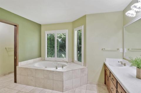 832 Shadowbrook Ln, Manteca, CA 95336 photo 28