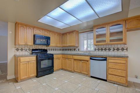 3100 Maplenut Ave, Modesto, CA 95350 photo 7