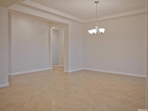 2330 Mathar Dr, Manteca, CA 95337 photo 2