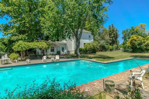 1140 Los Robles St, Davis, CA 95618 photo 2