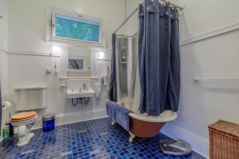 1140 Los Robles St, Davis, CA 95618 photo 27