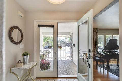 913 Leveland Ln, Modesto, CA 95350 photo 2