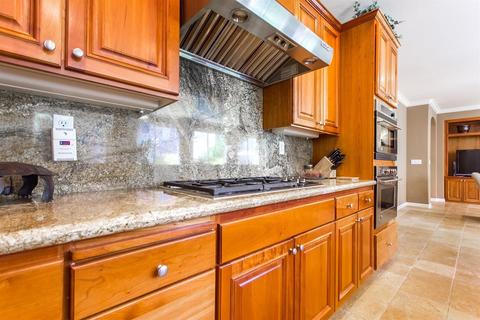 3144 Knightsbridge Dr, Modesto, CA 95355 photo 32