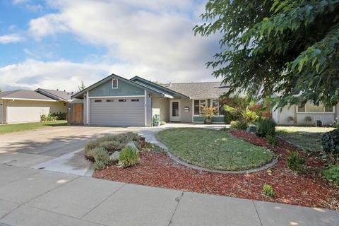 1450 Locust Dr, Tracy, CA 95376 photo 2