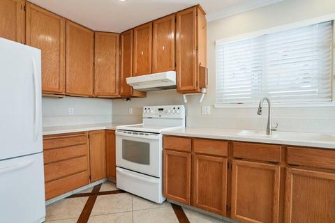 1450 Locust Dr, Tracy, CA 95376 photo 16