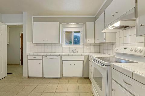 215 Rutledge Dr, Lodi, CA 95242 photo 11