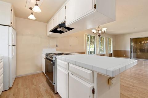 6037 Via Casitas, Carmichael, CA 95608 photo 4
