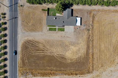 4654 Tully Rd, Modesto, CA 95356 photo 2
