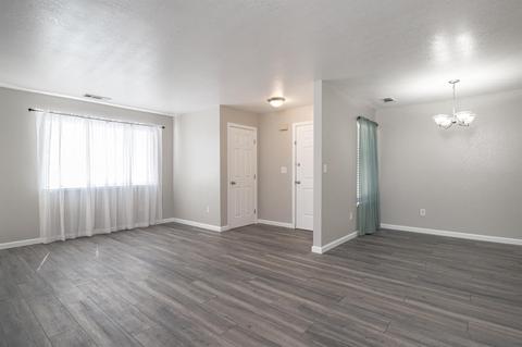 480 Cherry Ln #B, Manteca, CA 95337 photo 2