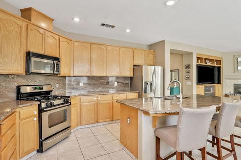 655 Zurich Dr, Manteca, CA 95337 photo 12