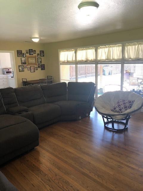 1144 E Morris Ave, Modesto, CA 95350 photo 7