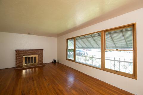 2010 Monticello, Modesto, CA 95350 photo 3