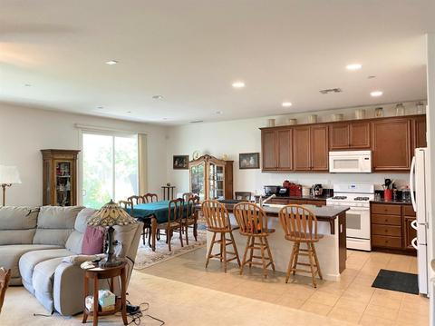 1817 Thomas Taylor Dr, Hughson, CA 95326 photo 6
