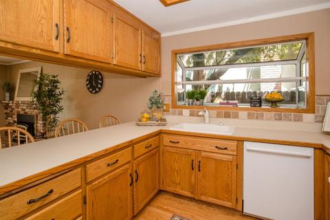 2775 Belmont Dr, Davis, CA 95618 photo 4