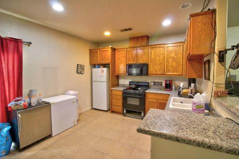 5216 Clark St, Keyes, CA 95328 photo 10
