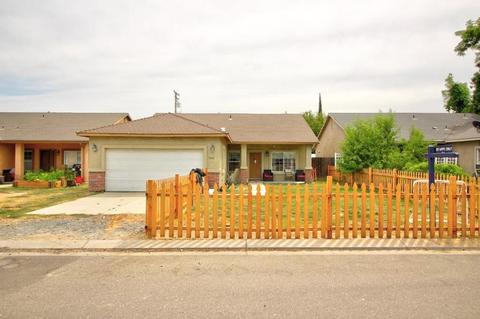 5220 Clark St, Keyes, CA 95328 photo 1
