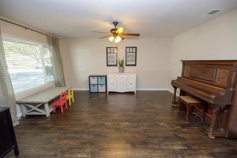 3048 Darlene Ln, Modesto, CA 95355 photo 4