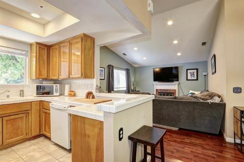 4811 Engle Rd, Carmichael, CA 95608 photo 14