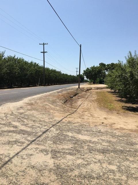 301 Bent Rd, Modesto, CA 95357 photo 3