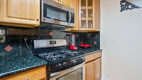 365 O St, Lathrop, CA 95330 photo 16