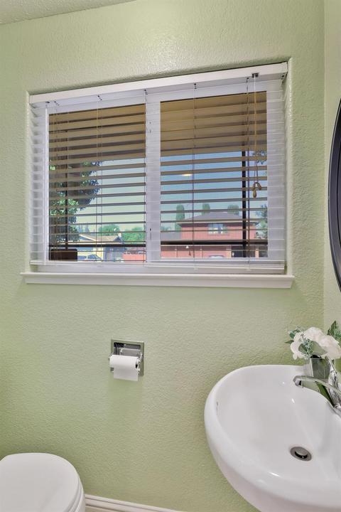 801 Almond Tree Pl, Modesto, CA 95356 photo 25