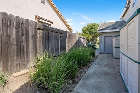 2260 Eagle Dr, Rocklin, CA 95677 photo 48