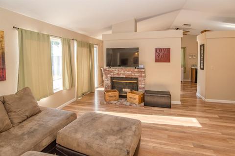 4024 Donald Dr, Olivehurst, CA 95961 photo 4