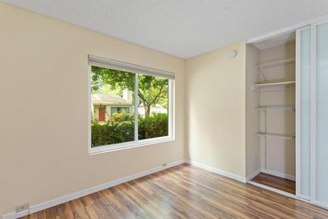 13 Adelphi Ct, Sacramento, CA 95825 photo 13