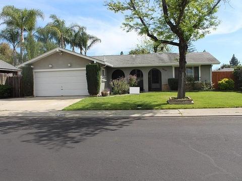 1620 Delphine Ave, Modesto, CA 95350 photo 1
