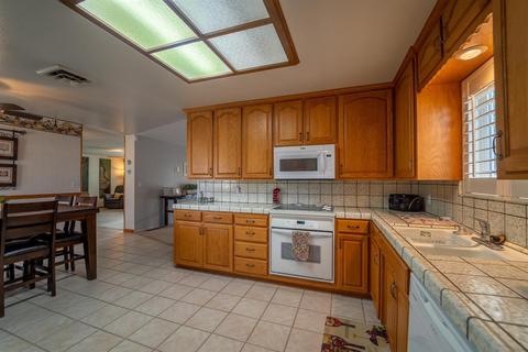 254 Oregon, Ripon, CA 95366 photo 17