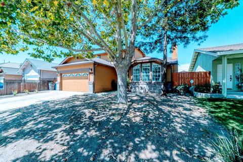 125 O St, Lathrop, CA 95330 photo 3