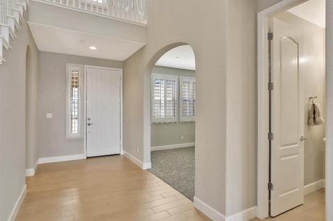 1351 Como Dr, Manteca, CA 95337 photo 9