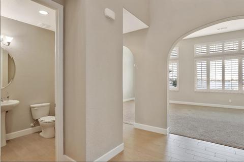1351 Como Dr, Manteca, CA 95337 photo 35